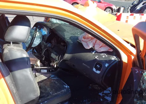 2014 Dodge Charger R/T Max z USA, uszkodzony, nr VIN 2C3CDXCT7EH140165